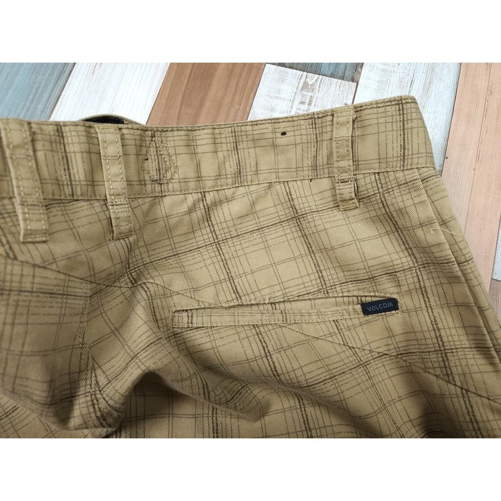 Volcom Frickin Painted Plaid Chino Shorts Mens 29 Khaki Tan A09310S0 Skate